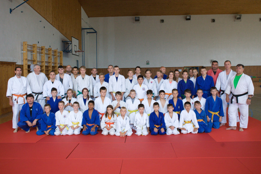 Spoločná fotka účastníkov Judo Campu Mošovce 2015